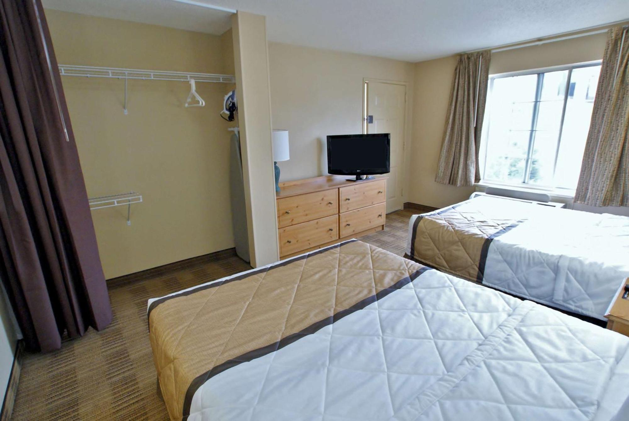 Extended Stay America Select Suites - Durham - University - Ivy Creek Blvd Εξωτερικό φωτογραφία