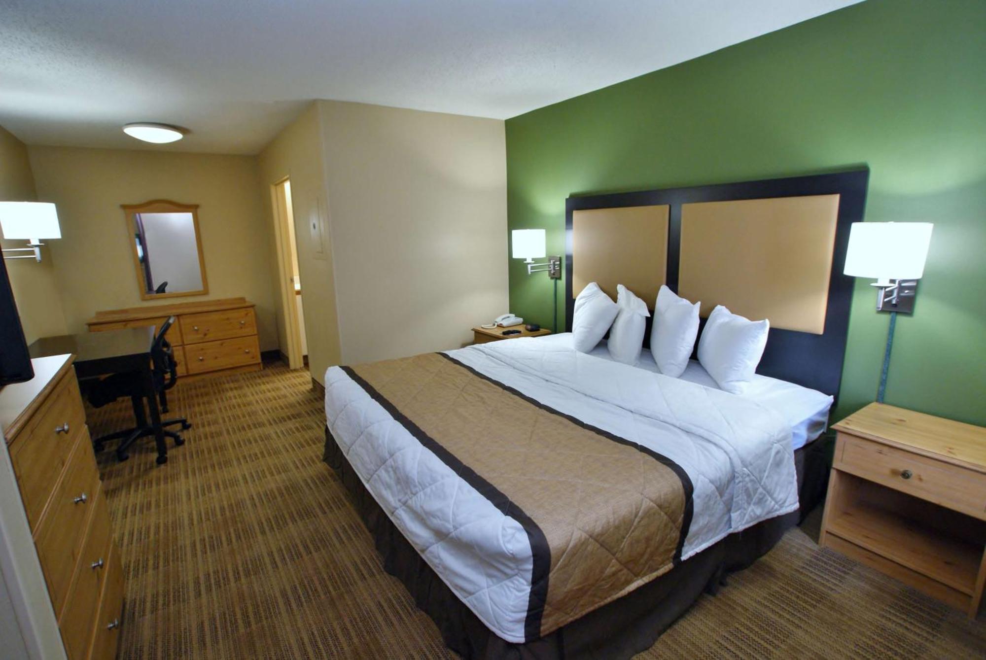 Extended Stay America Select Suites - Durham - University - Ivy Creek Blvd Εξωτερικό φωτογραφία