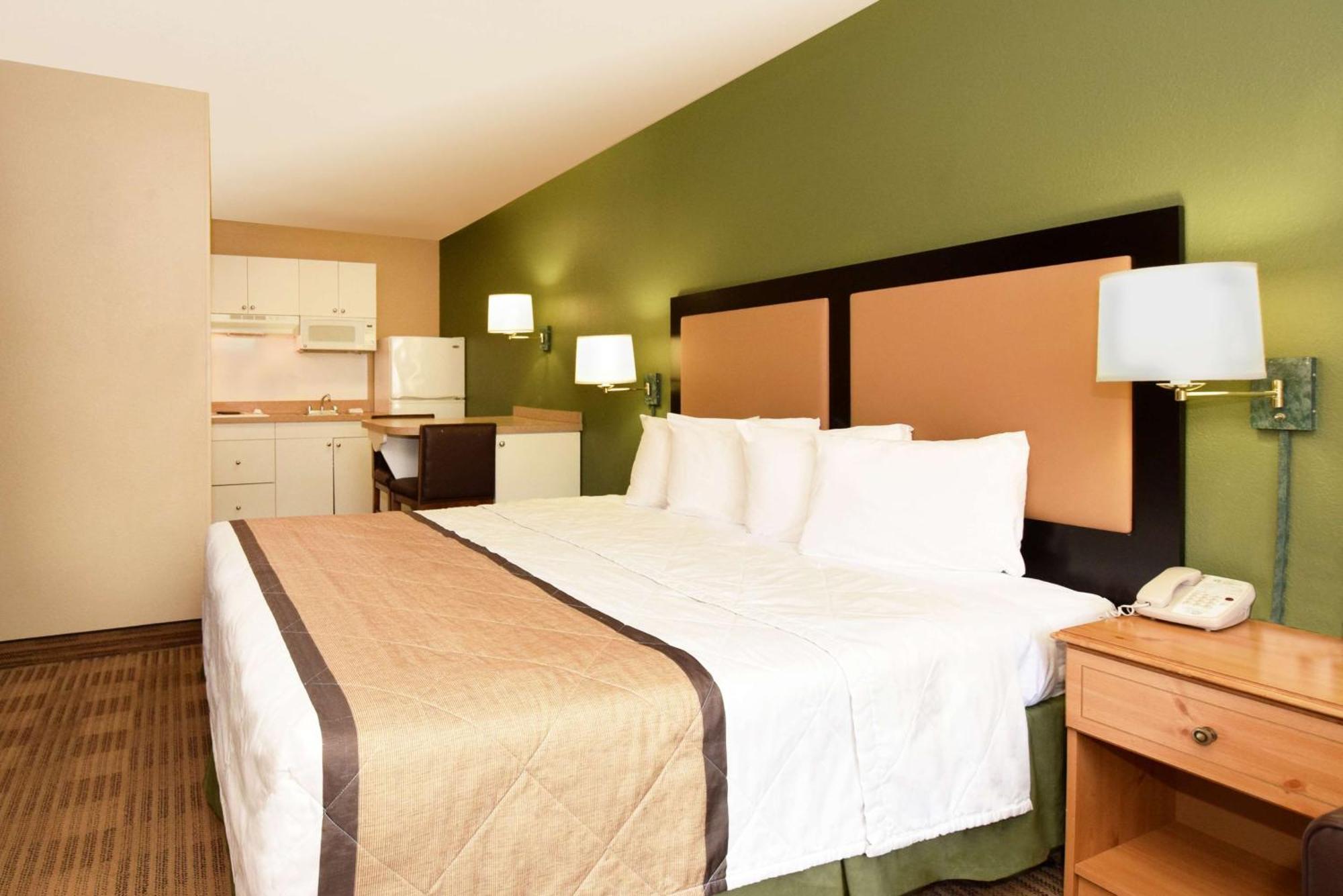Extended Stay America Select Suites - Durham - University - Ivy Creek Blvd Εξωτερικό φωτογραφία