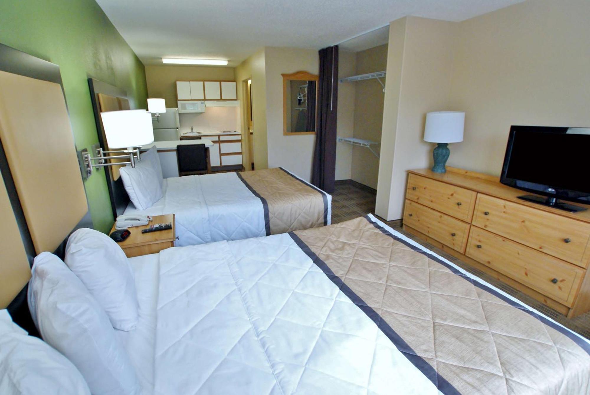 Extended Stay America Select Suites - Durham - University - Ivy Creek Blvd Εξωτερικό φωτογραφία