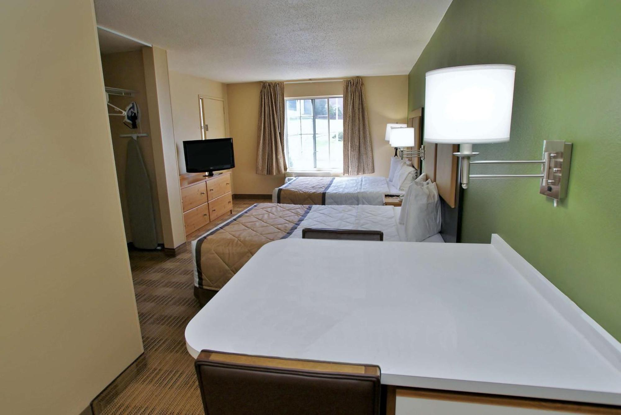 Extended Stay America Select Suites - Durham - University - Ivy Creek Blvd Εξωτερικό φωτογραφία